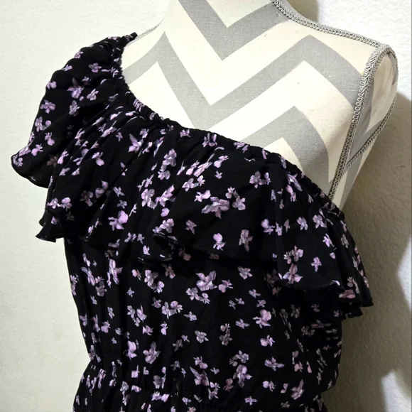 LEITH Floral One Shoulder Ruffle Asymmetric Hem Dress Black Lavender Size Medium - Picture 5 of 15